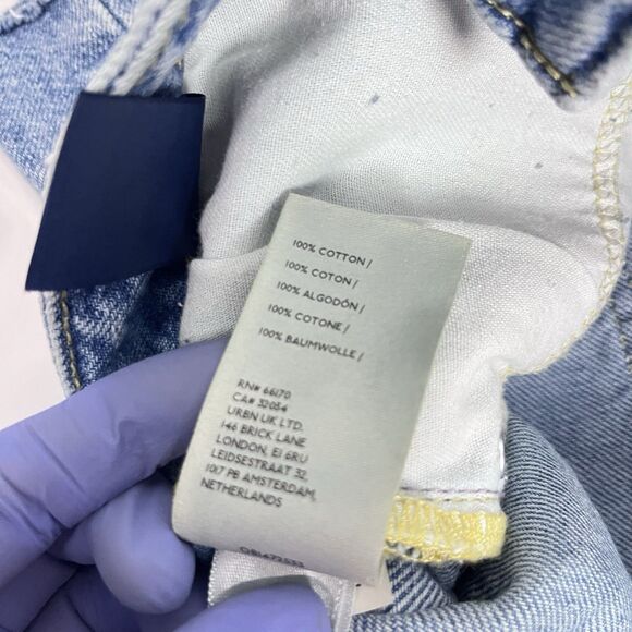 Anthropologie Pilcro Women's Denim Shorts Size 28 Distressed - Picture 6 of 10